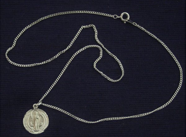 Benedict Medallion on 18" Chain